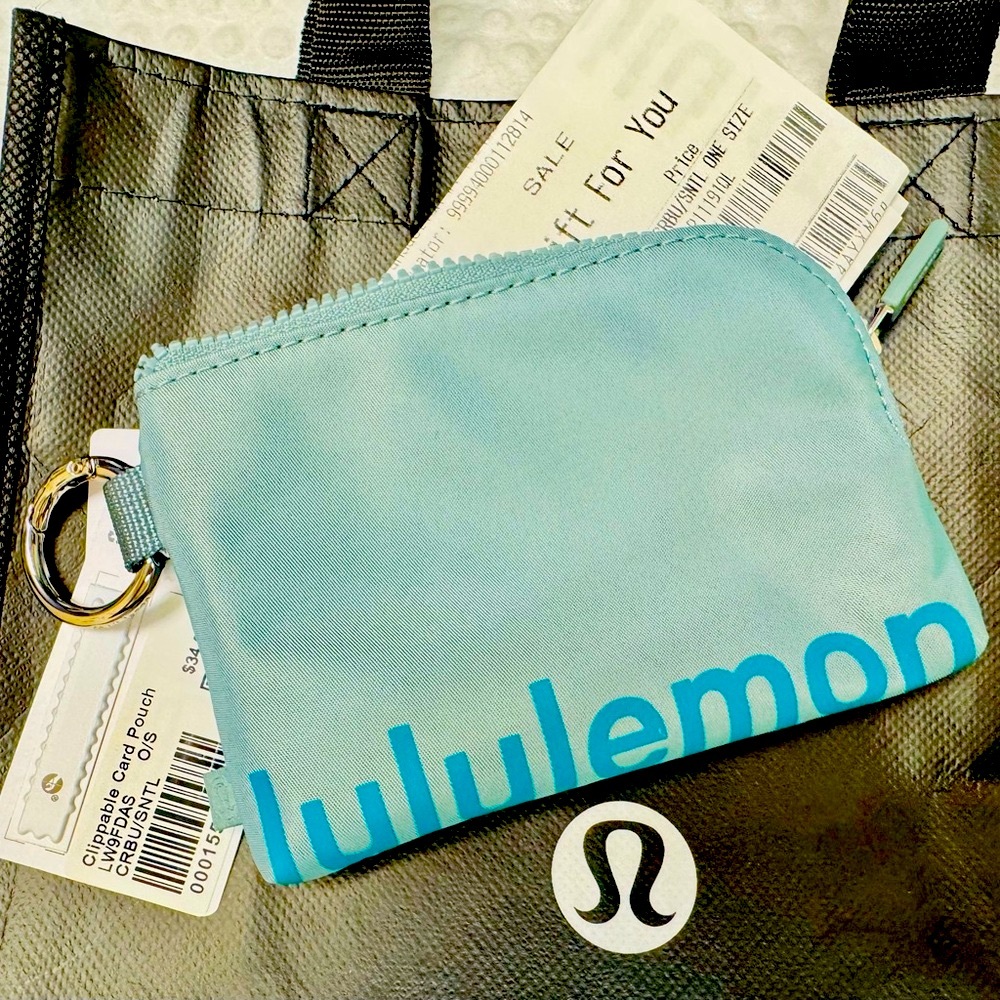 Lululemon Clip-able Card Pouch, Blue, NWT! - Picture 9 of 9